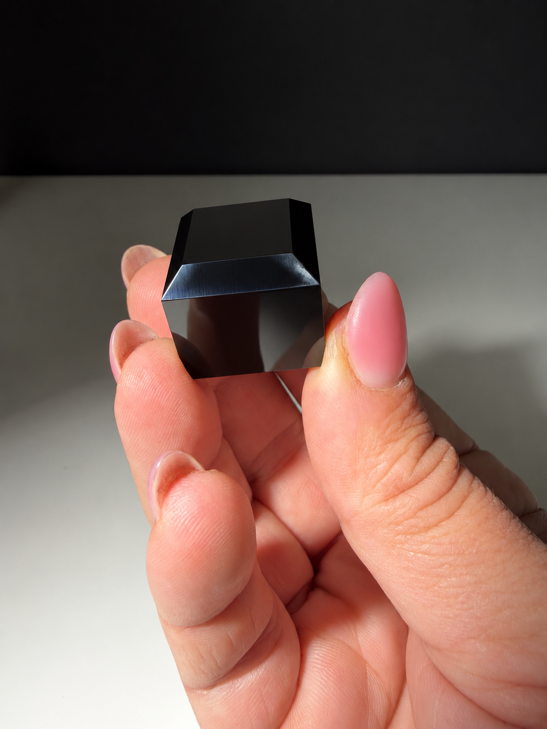 12x Acrylic Bevelled Bases in Black