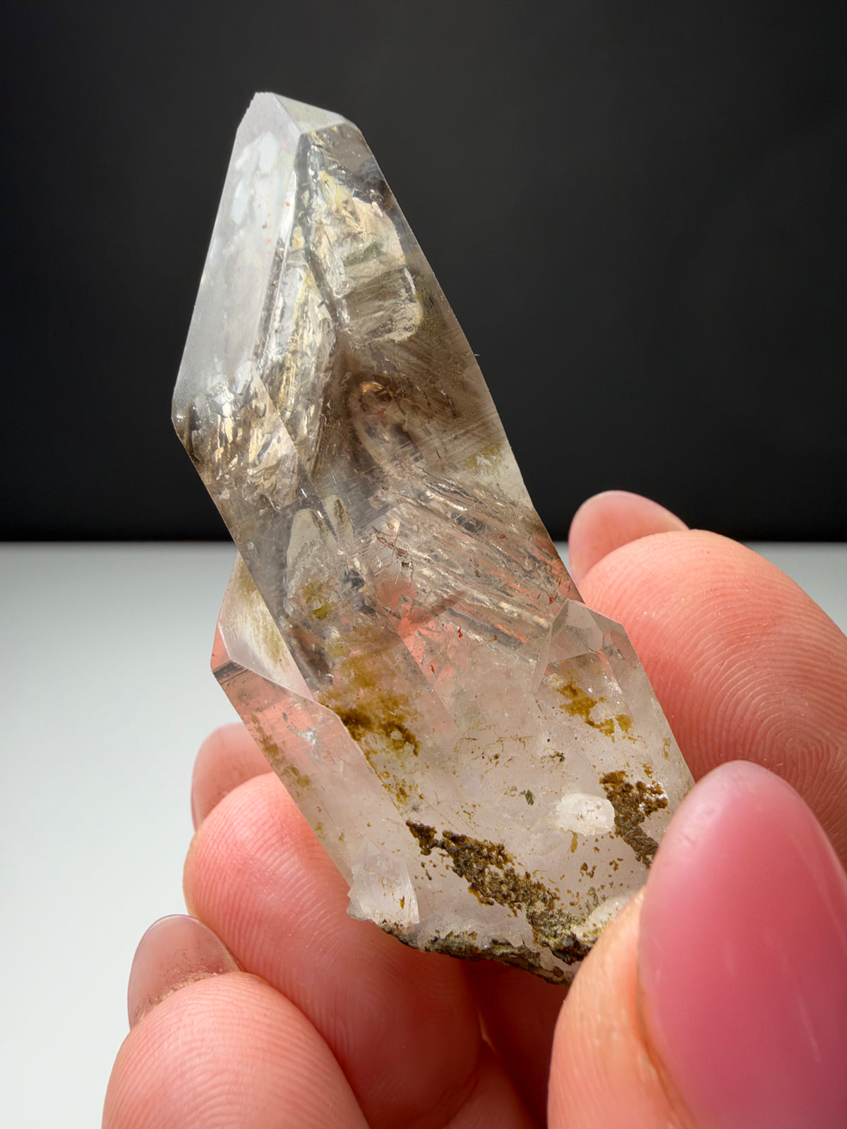 2 bubbles Enhydro Quartz, Goboboseb, Namibia
