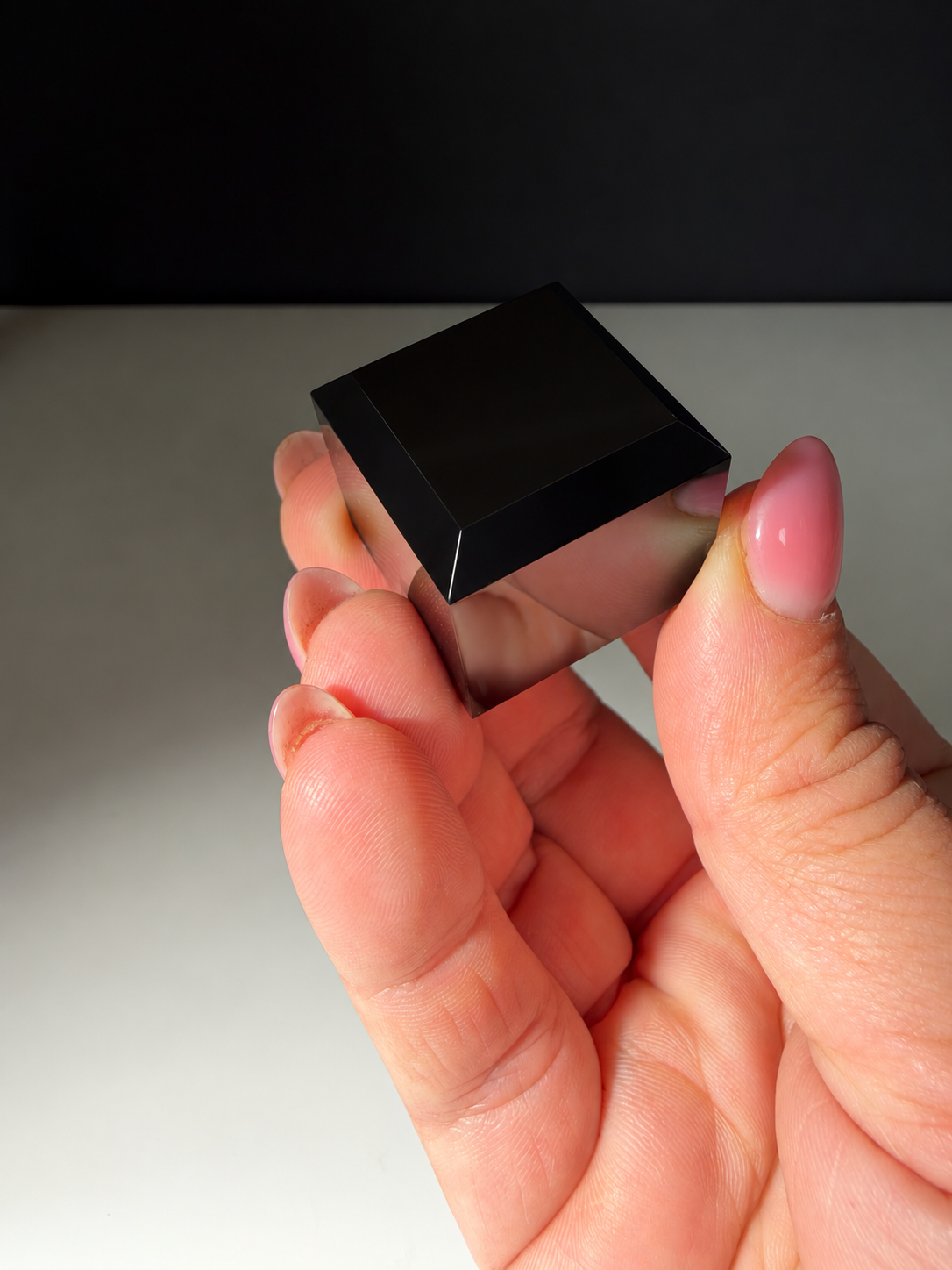 12x Acrylic Bevelled Bases in Black